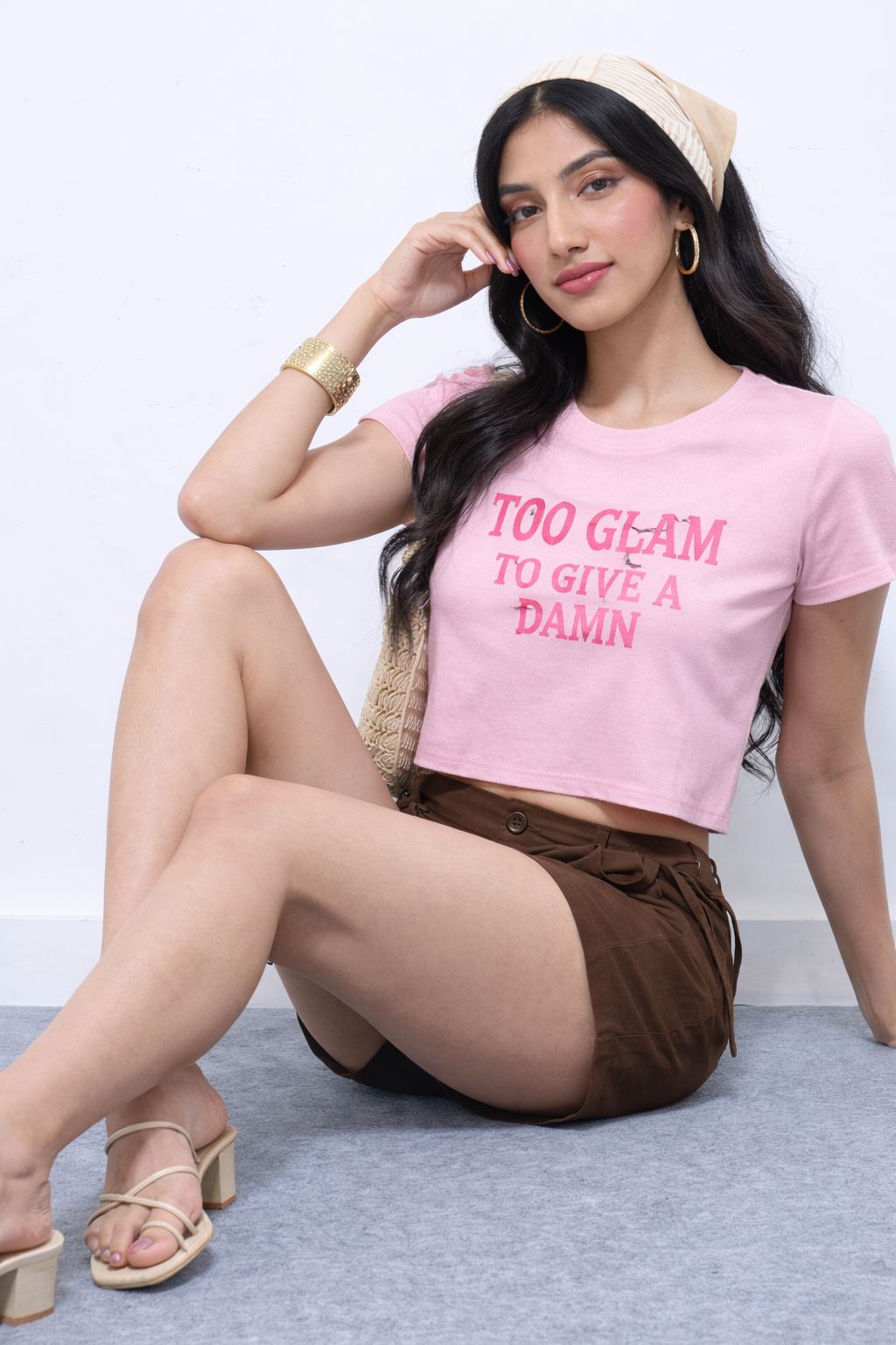 TOO GLAM